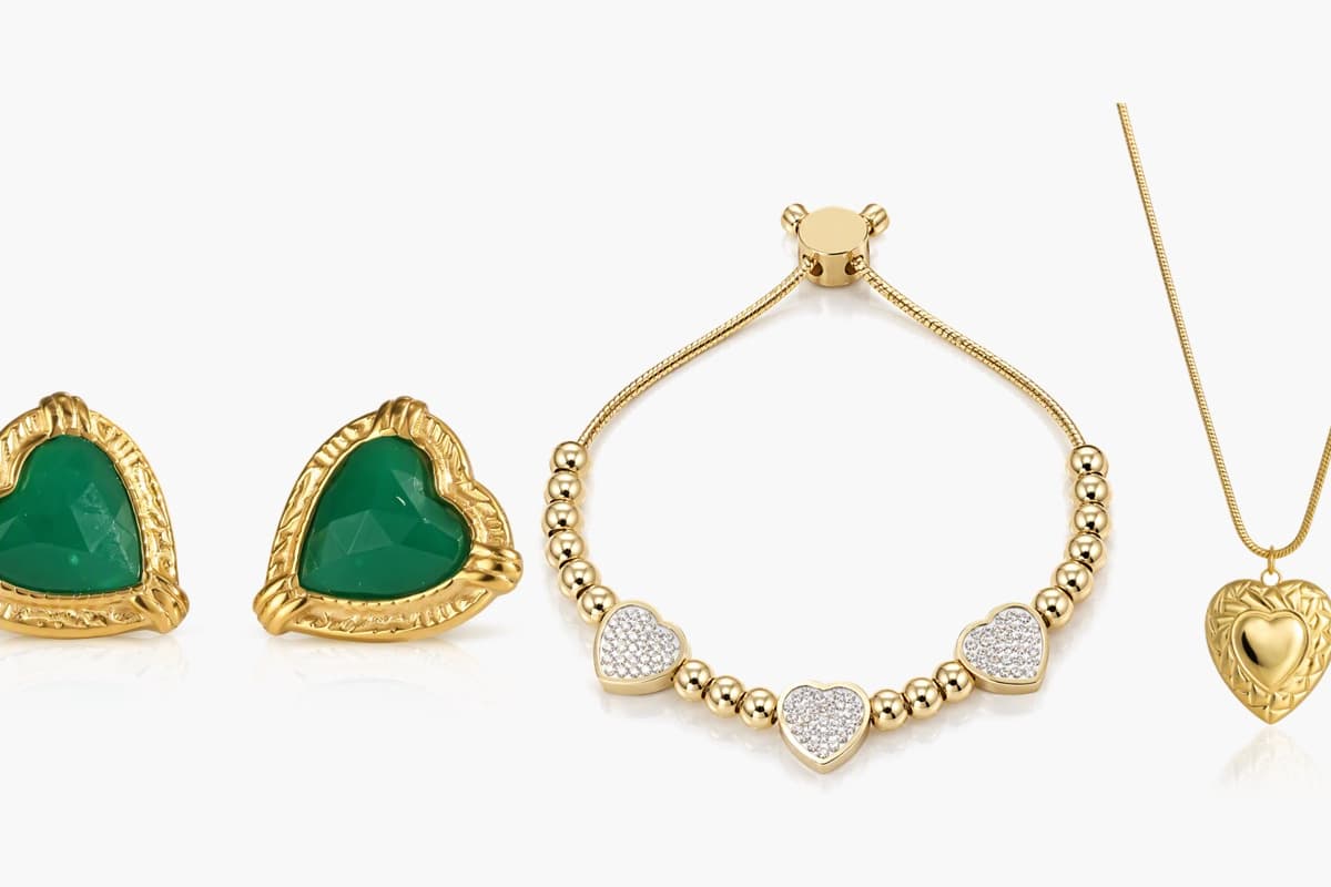 Vintage Heart Stone Stud Earrings