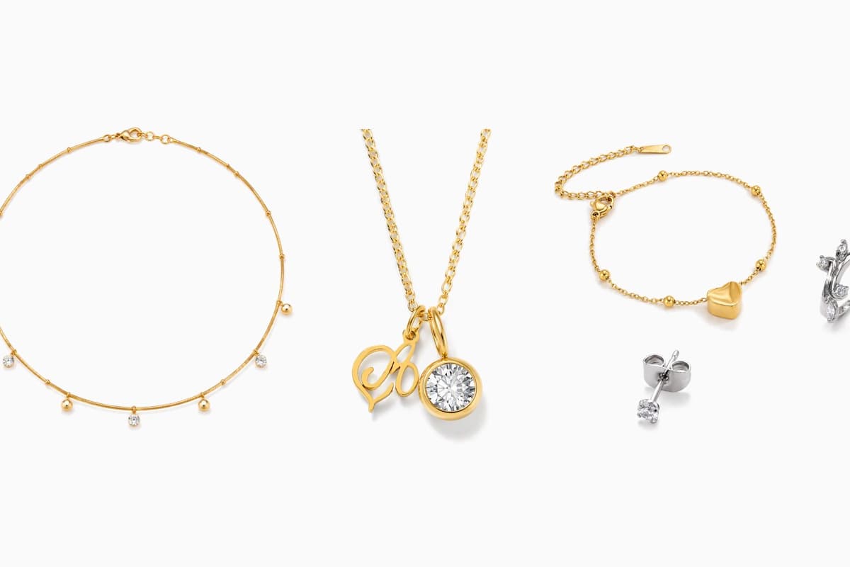 Dainty Round Stone Stud Earrings