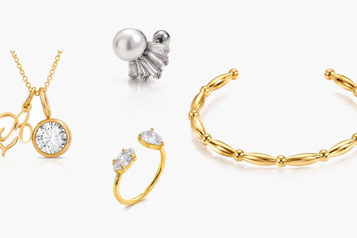 Dainty Pearl Cluster Stud Earrings
