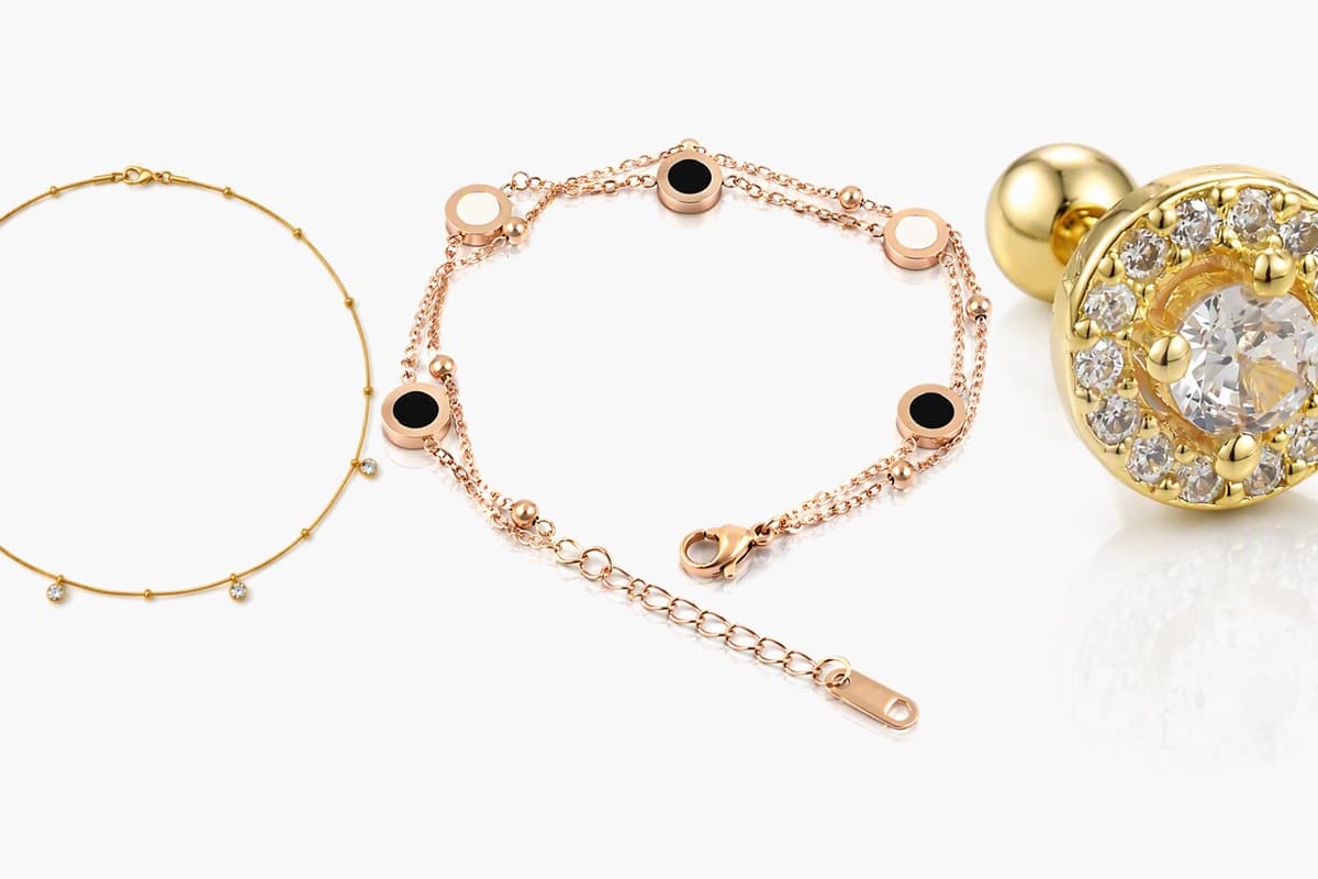 Dainty Round Disc Bracelet