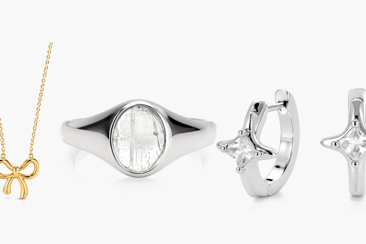 Dainty Star Stone Hoop Earrings
