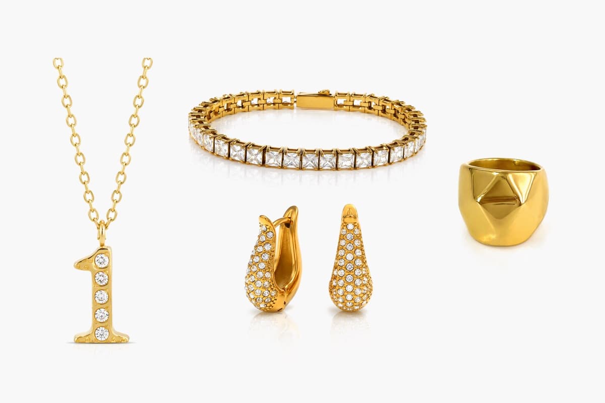 Trendy U-Shaped Huggie Earrings
