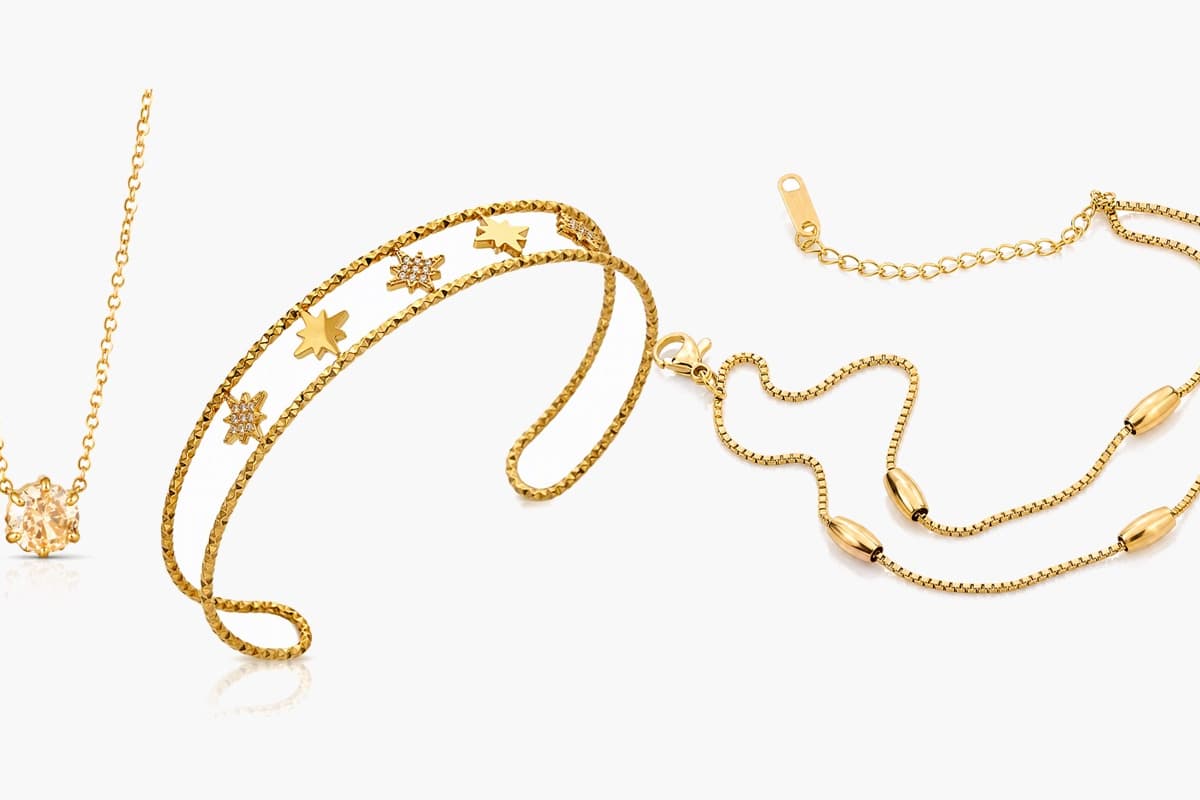 Dainty Single Stone Pendant Necklace