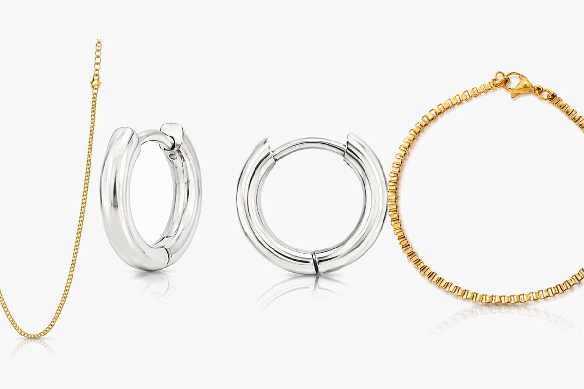 Dainty Disc Charm Necklace