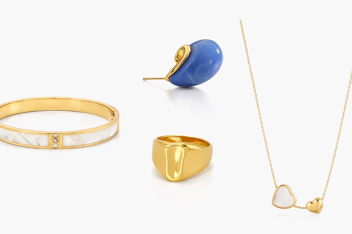 Minimalist C-Shape Stud Earrings