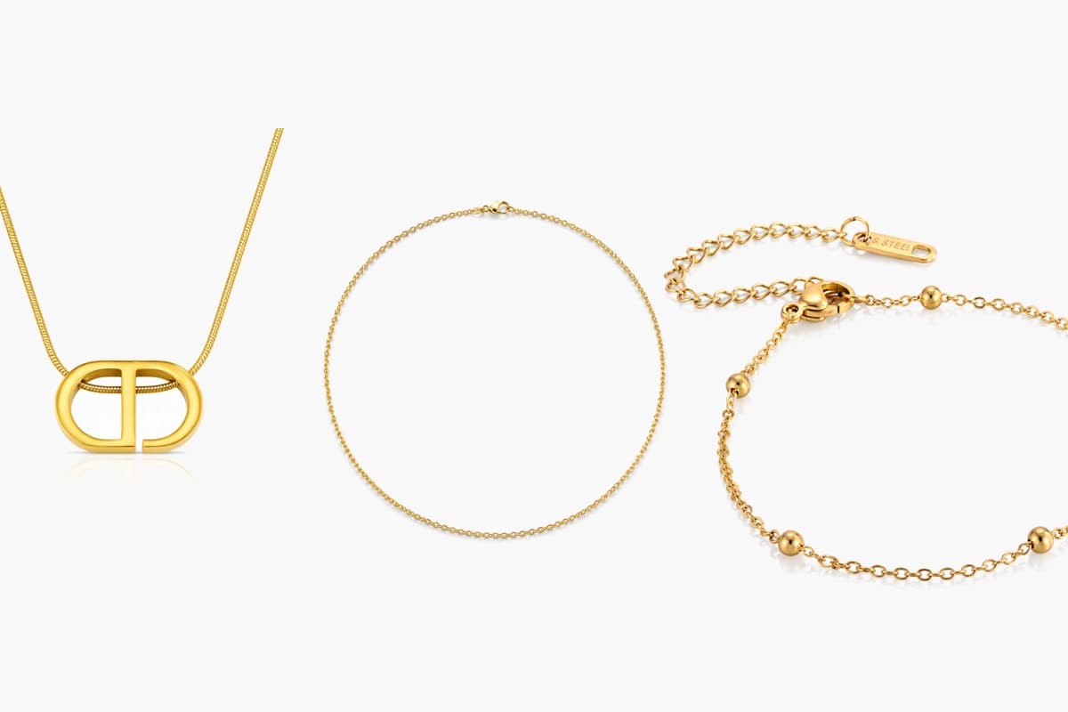 Minimalist Interlocking Oval Necklace