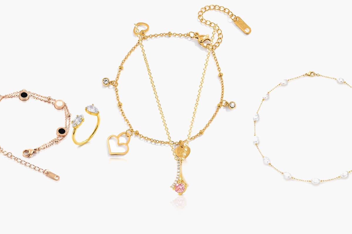 Dainty Irregular Pearl Station Necklace