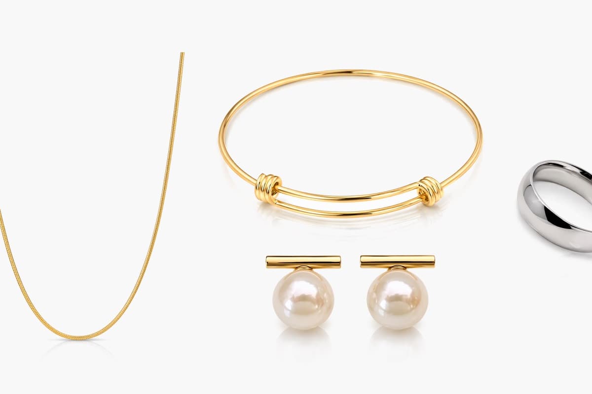 Minimalist Bar Pearl Stud Earrings