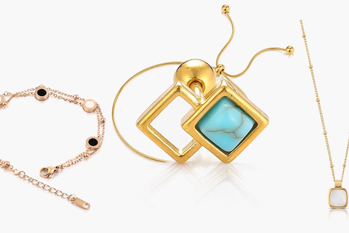 Dainty Square Pendant Necklace