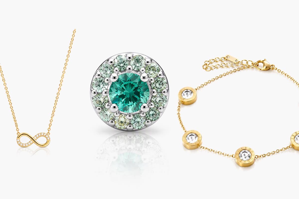 Dainty Square Cluster Stud Earrings