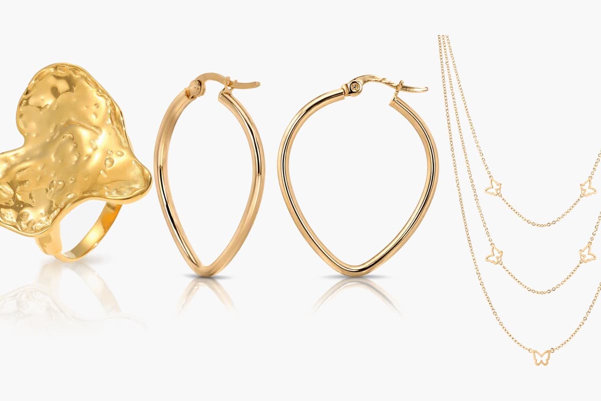 Minimalist Heart Hoop Earrings