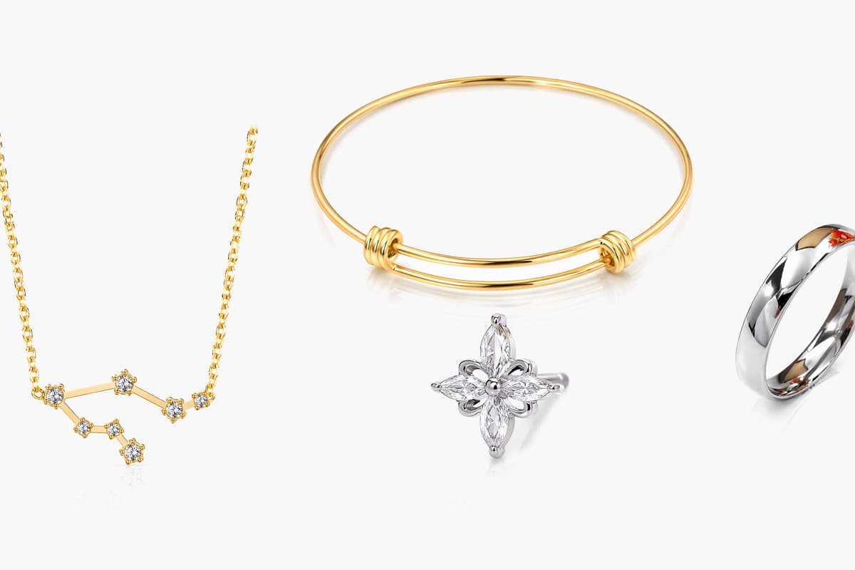 Dainty Four-Leaf Clover Stud Earrings