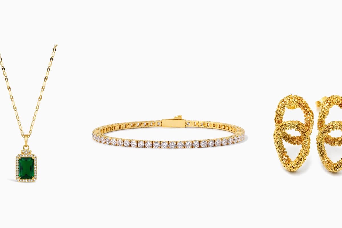 Textured Interlocking Oval Hoop Earrings