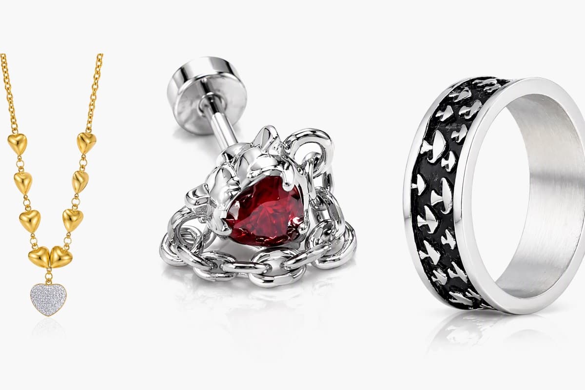 Cute Heart Charm Stud Earrings