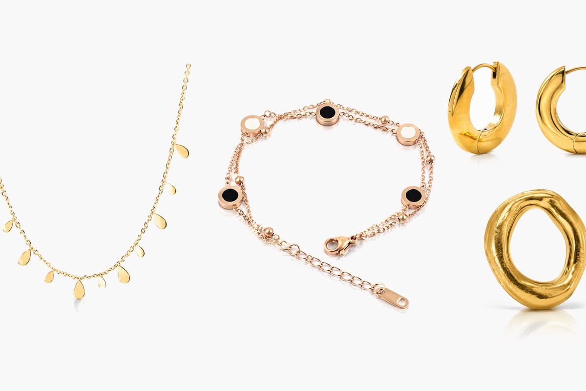 Chunky U-Shape Huggie Earrings