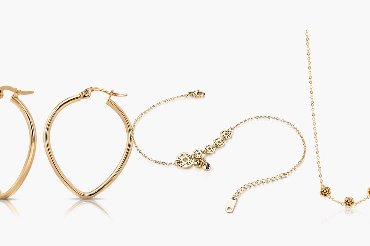 Dainty Three Rose Charms Necklace