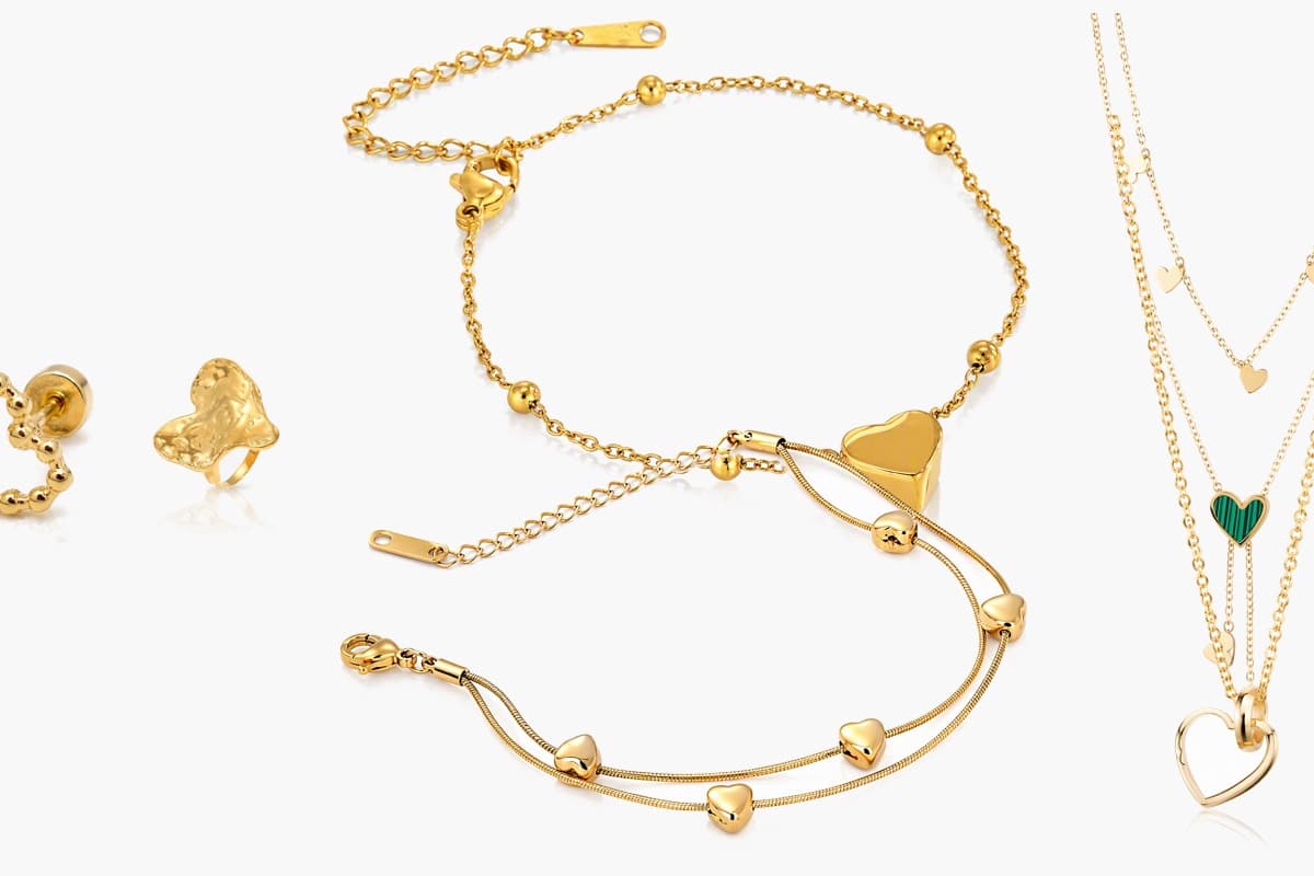 Dainty Open Heart Pendant Necklace