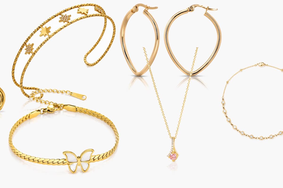 Minimalist Heart Hoop Earrings