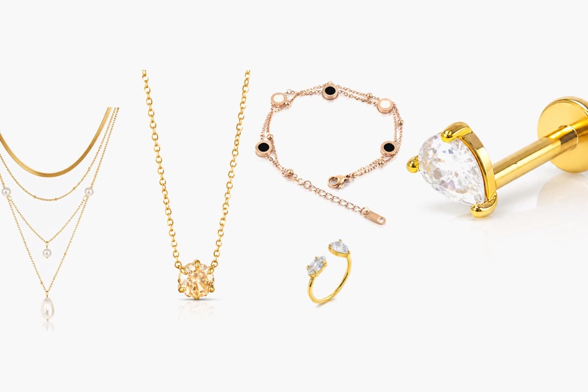 Dainty Heart Stud Earrings