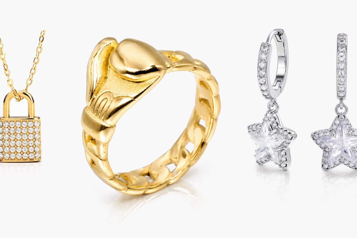 Cute Star Charm Hoop Earrings