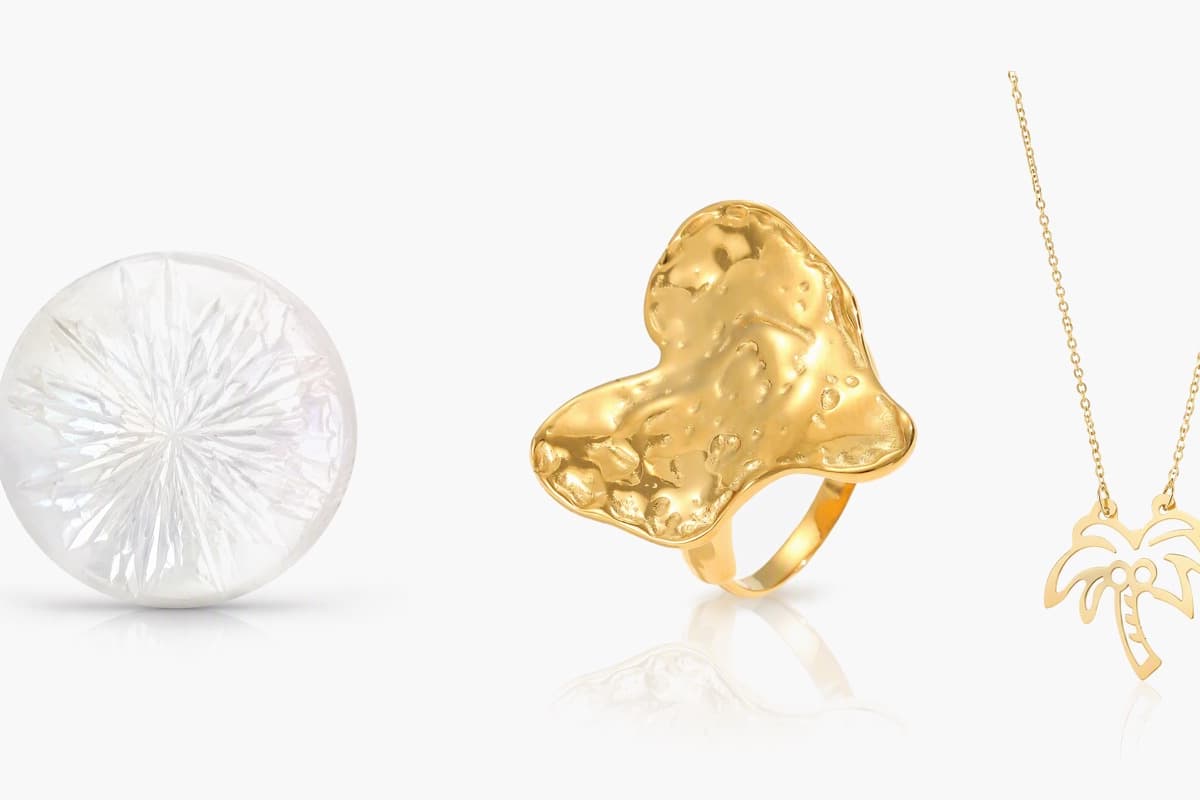 Dainty Flower Stud Earrings