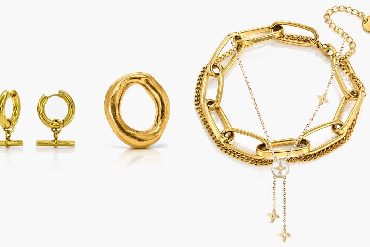 Dainty Flower Disc Layered Necklace