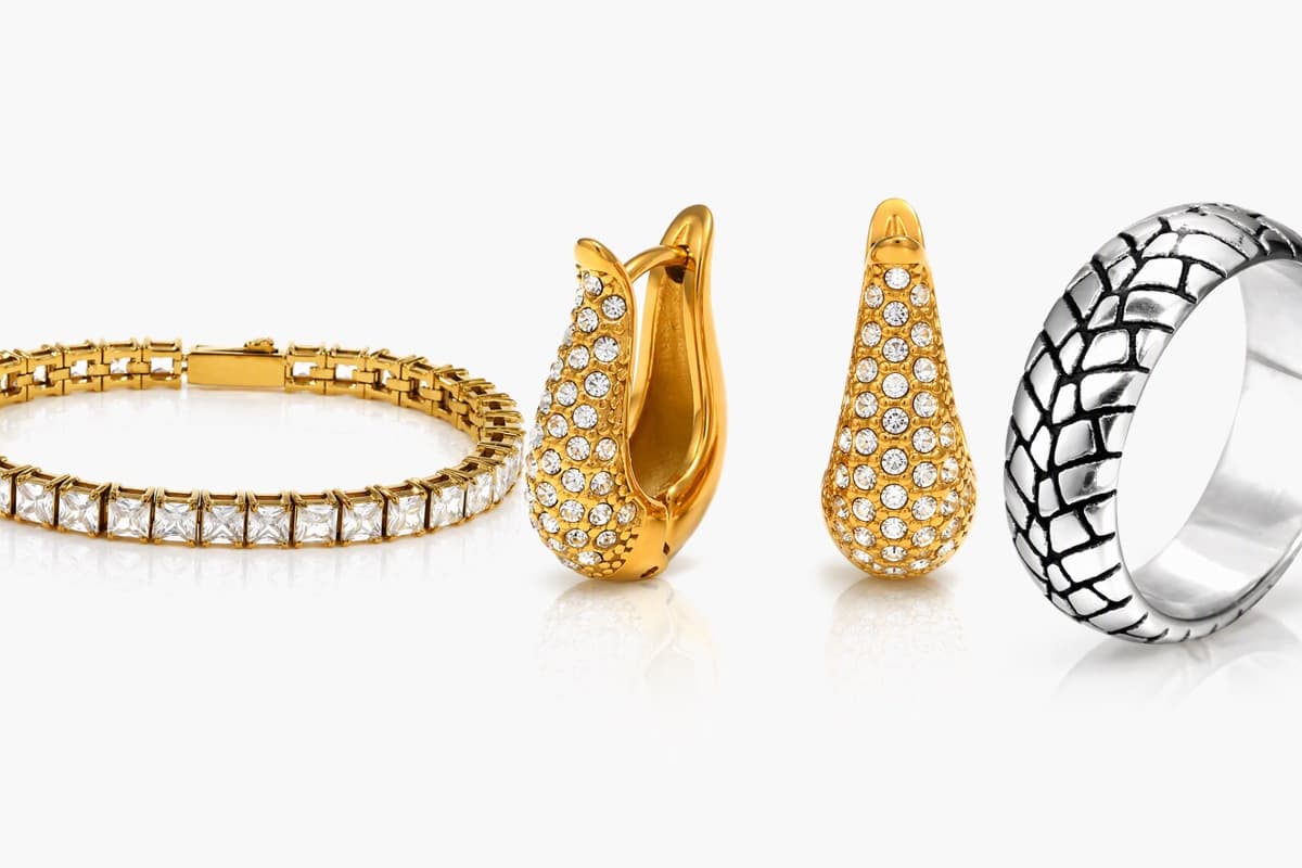 Trendy U-Shaped Huggie Earrings