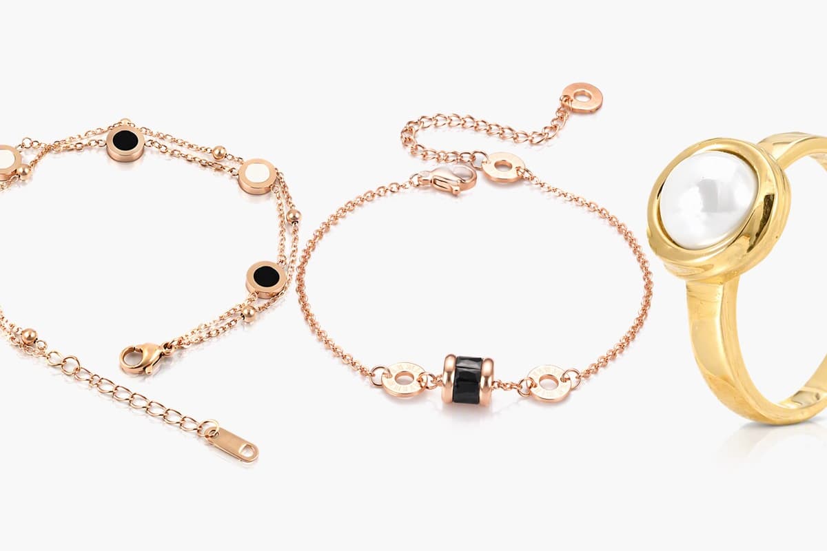 Round Bezel Ring