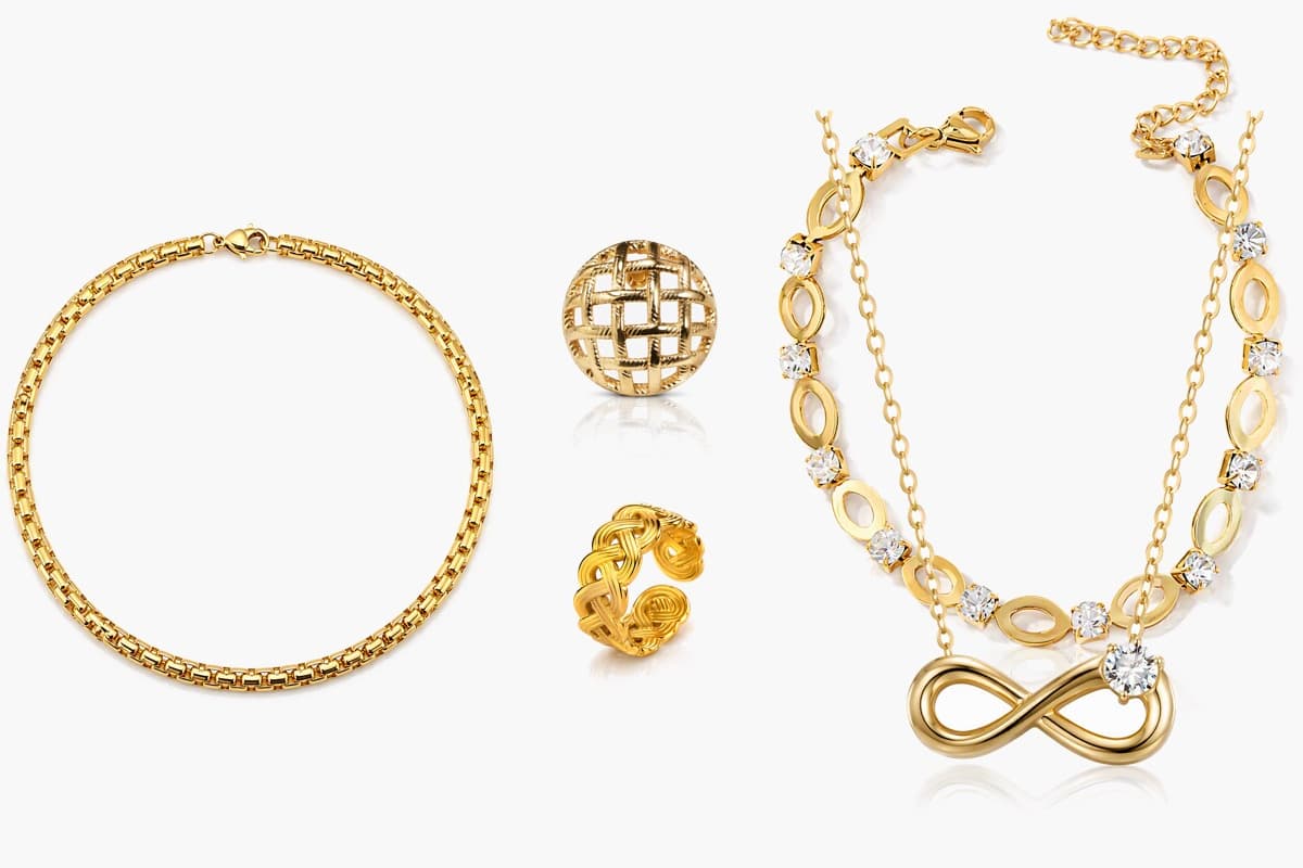 Love Knot Stud Earrings