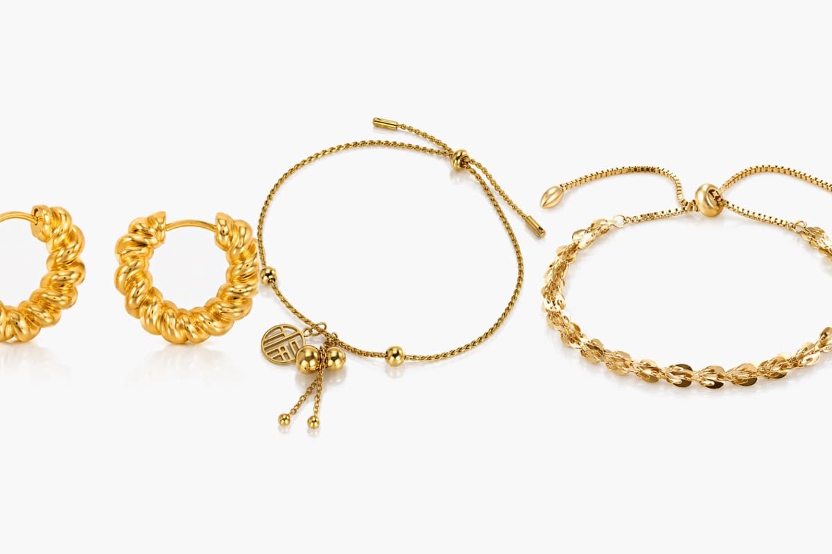 Dainty Gourd Charm Bracelet