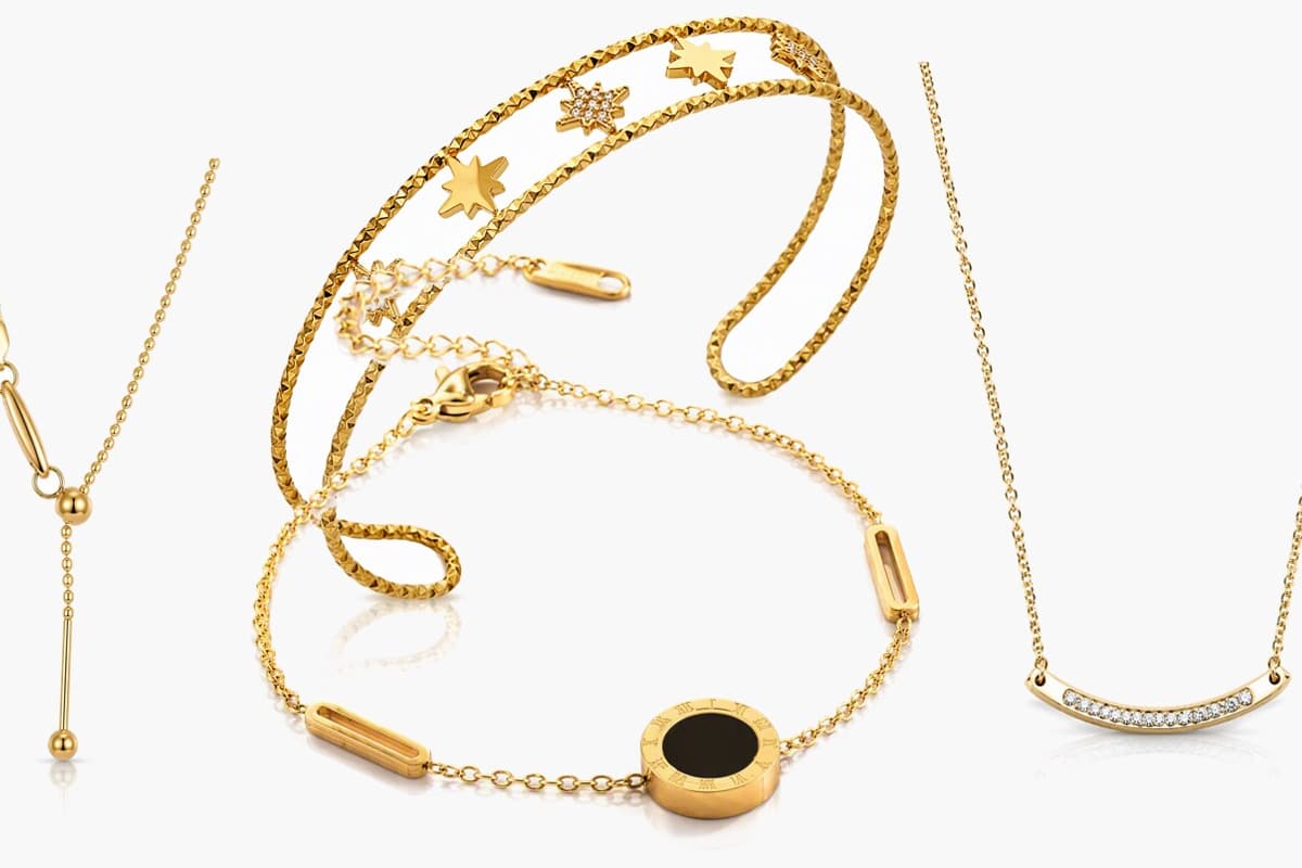 Minimalist Bar Pendant Necklace