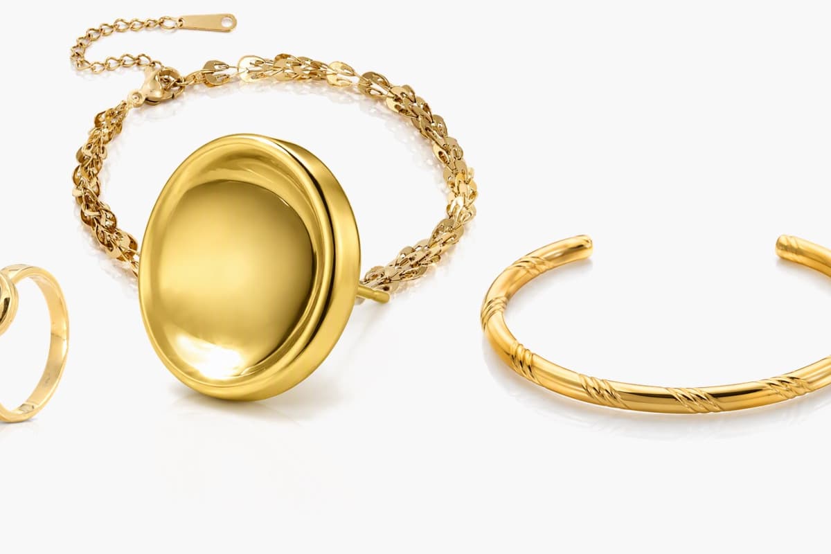 Round Bezel Ring