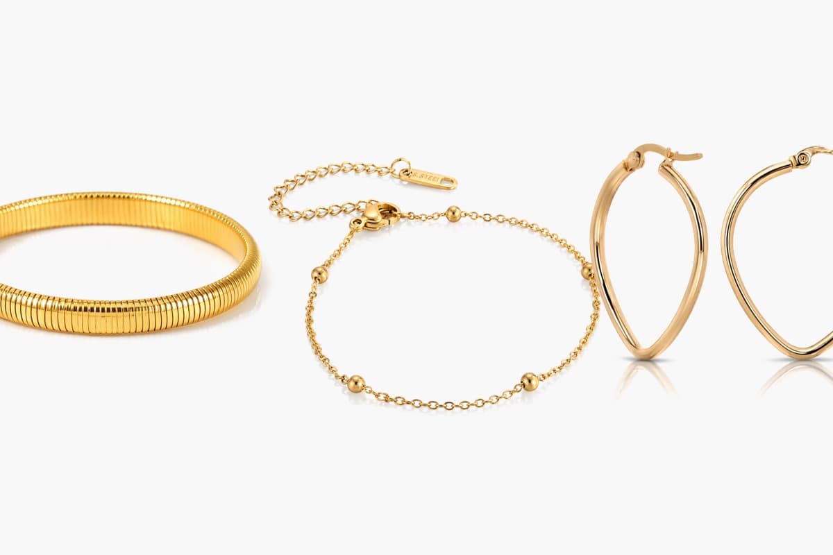Minimalist Heart Hoop Earrings