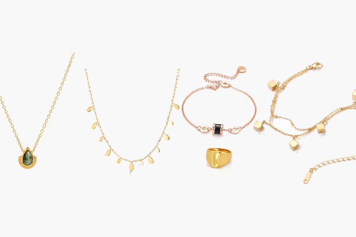 Dainty Teardrop Charm Necklace