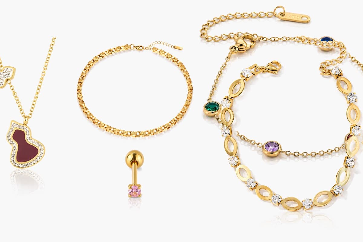 Dainty Gourd Pendant Necklace