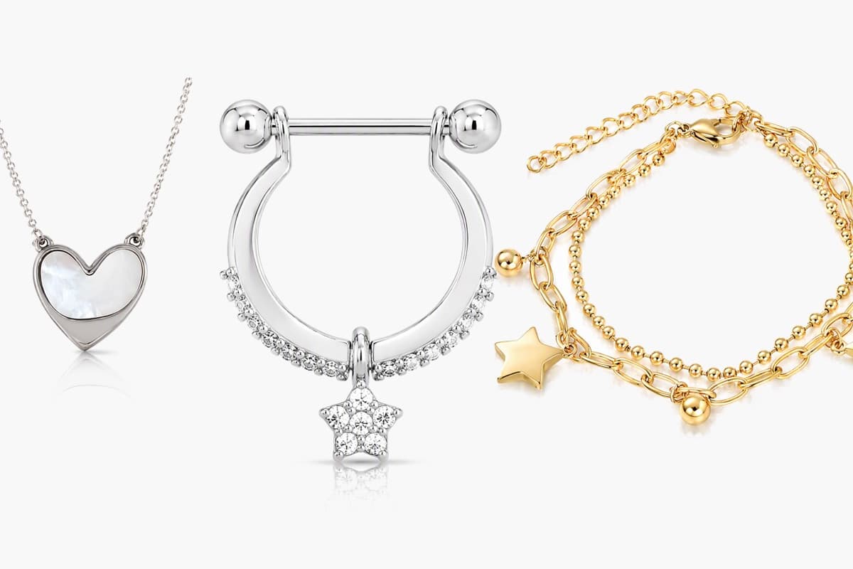 Dainty Star Charm Huggie Earrings