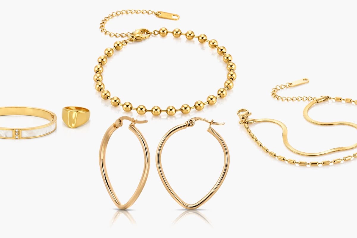 Minimalist Heart Hoop Earrings