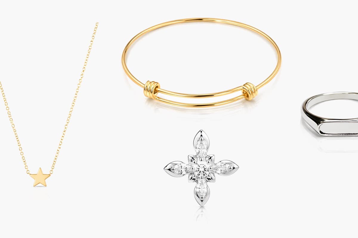 Dainty Four-Leaf Clover Stud Earrings
