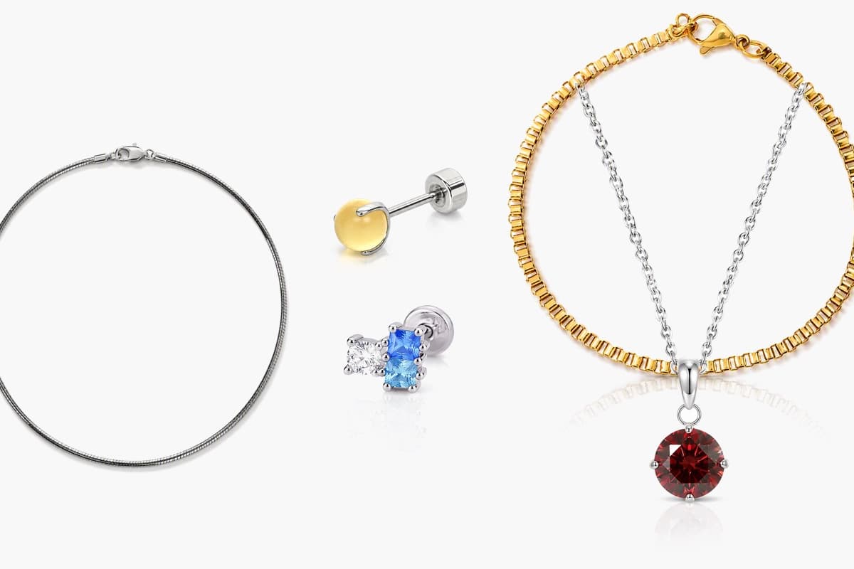 Cute Round Bezel Stud Earrings
