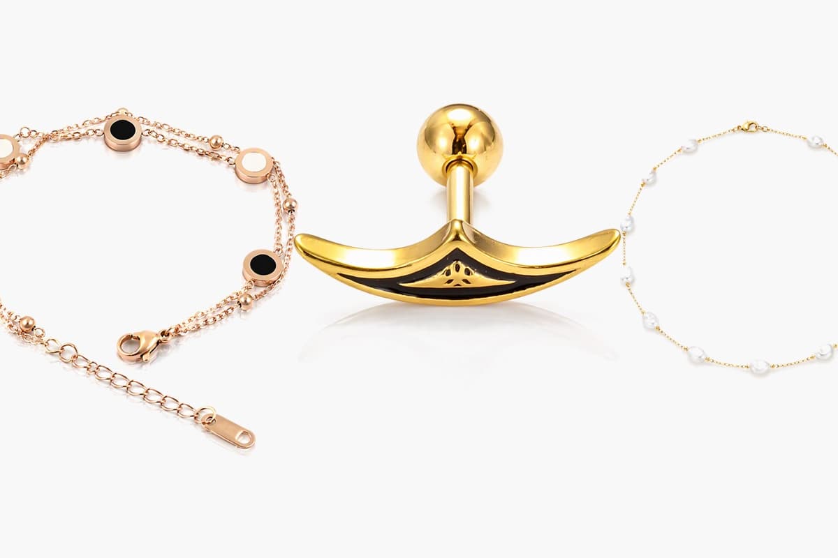 Dainty Irregular Pearl Station Necklace