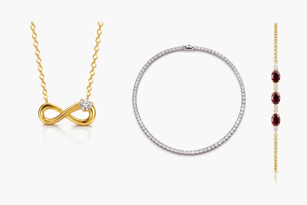 Dainty Three-Stone Chain Bracelet