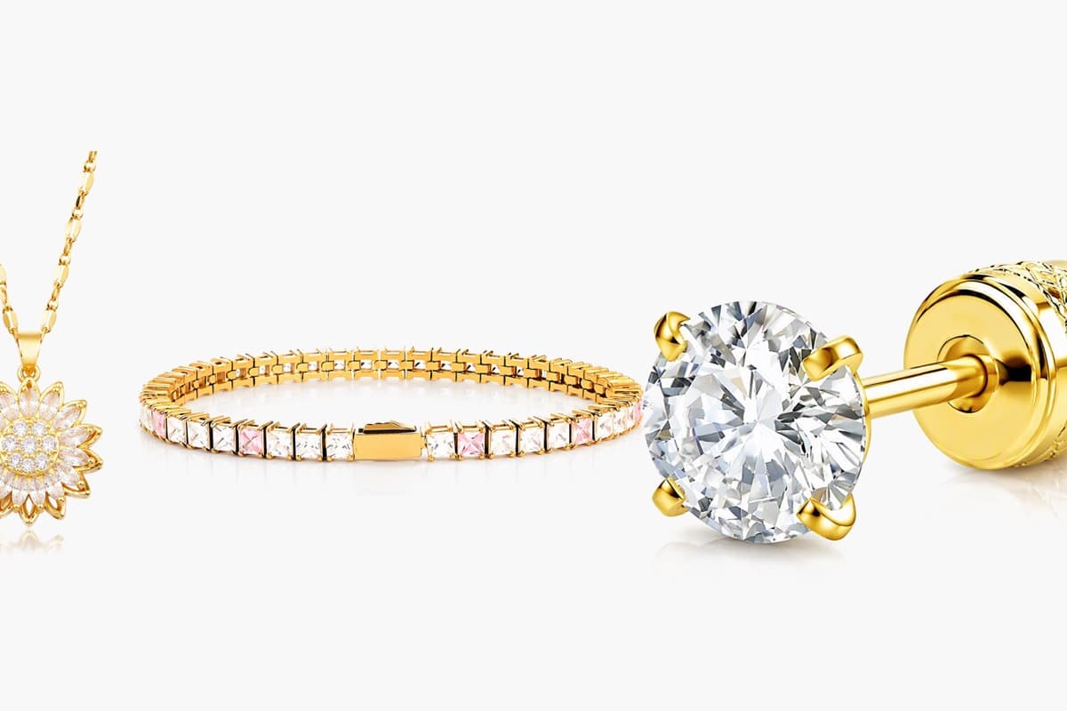 Dainty Single Stone Stud Earrings