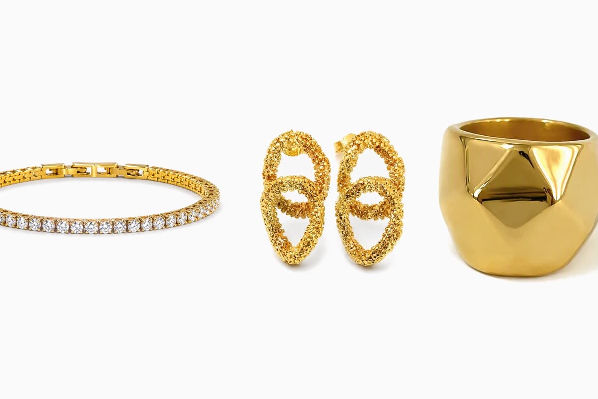 Textured Interlocking Oval Hoop Earrings