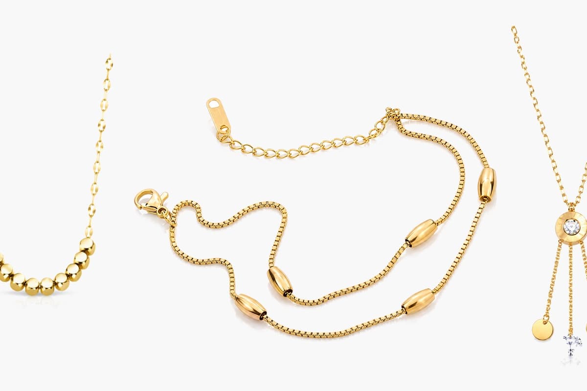 Dainty Disc Tassel Necklace