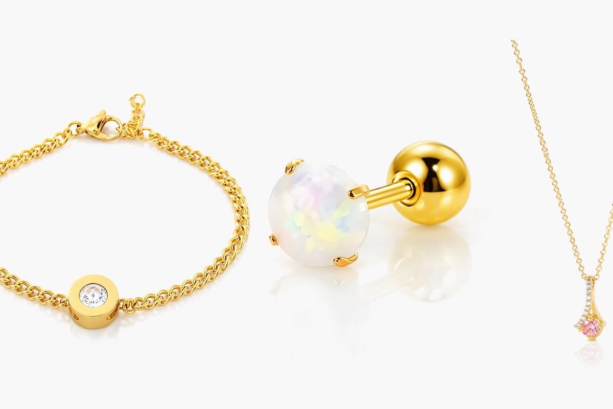 Round Stone Stud Earrings