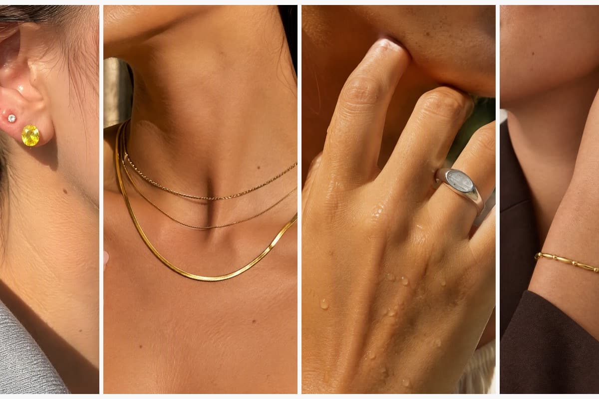 Dainty Round Stud Earrings