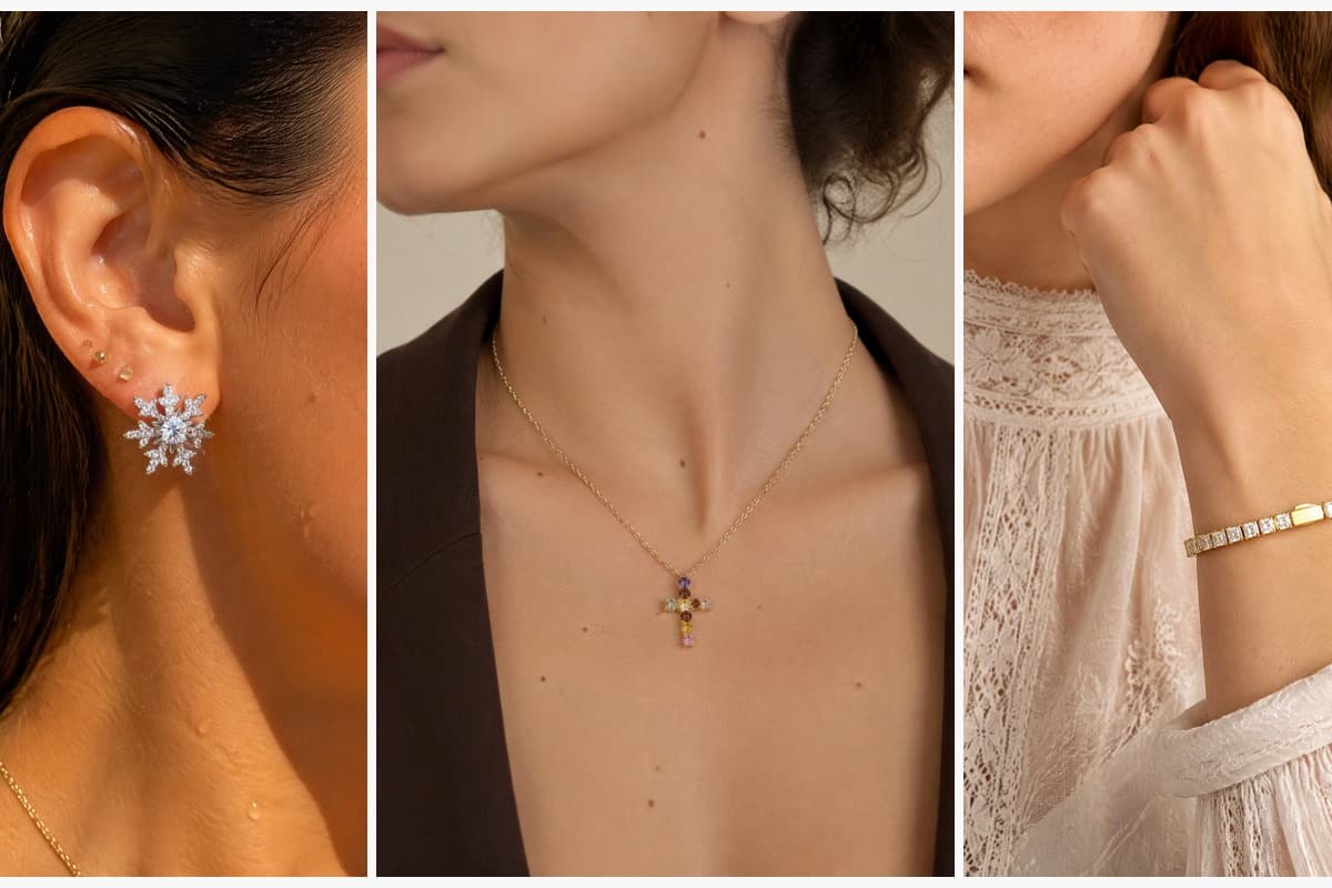 Dainty Snowflake Stud Earrings