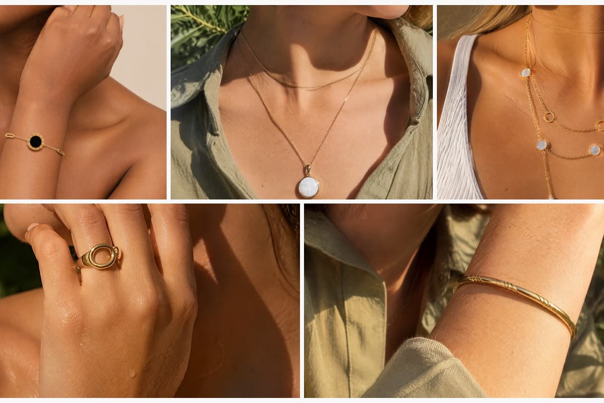 Minimalist Roman Numeral Disc Bracelet