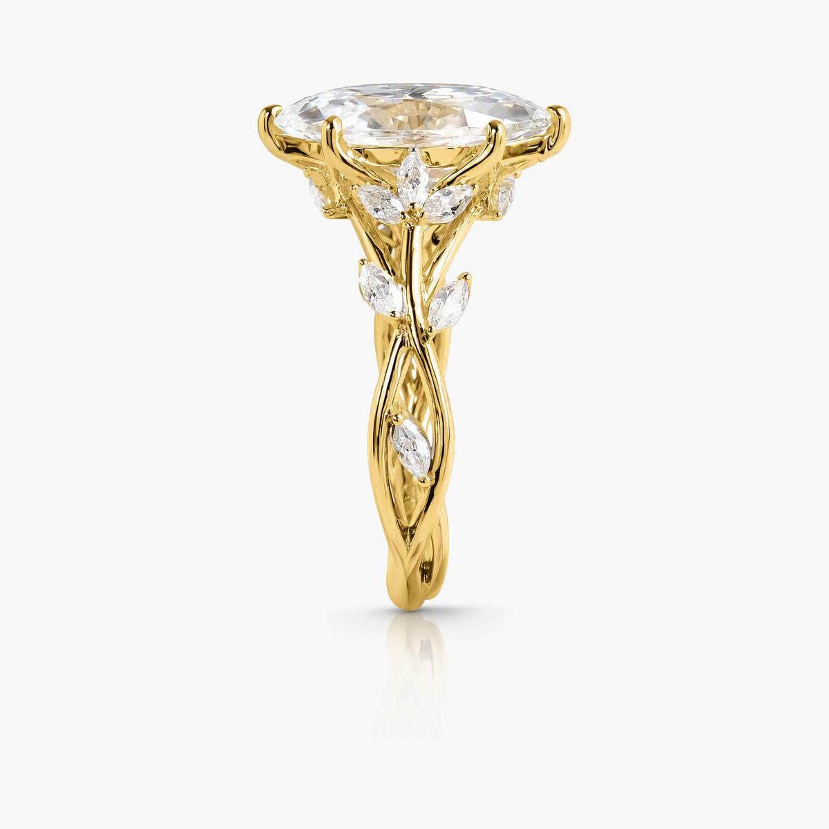 Elegant Twisted Vine Ring