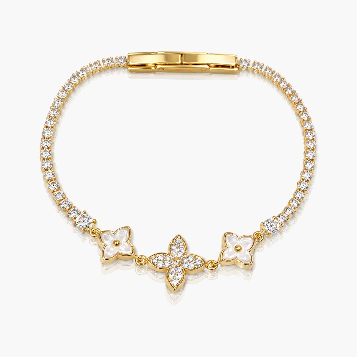 Dainty Flower Charm Bracelet